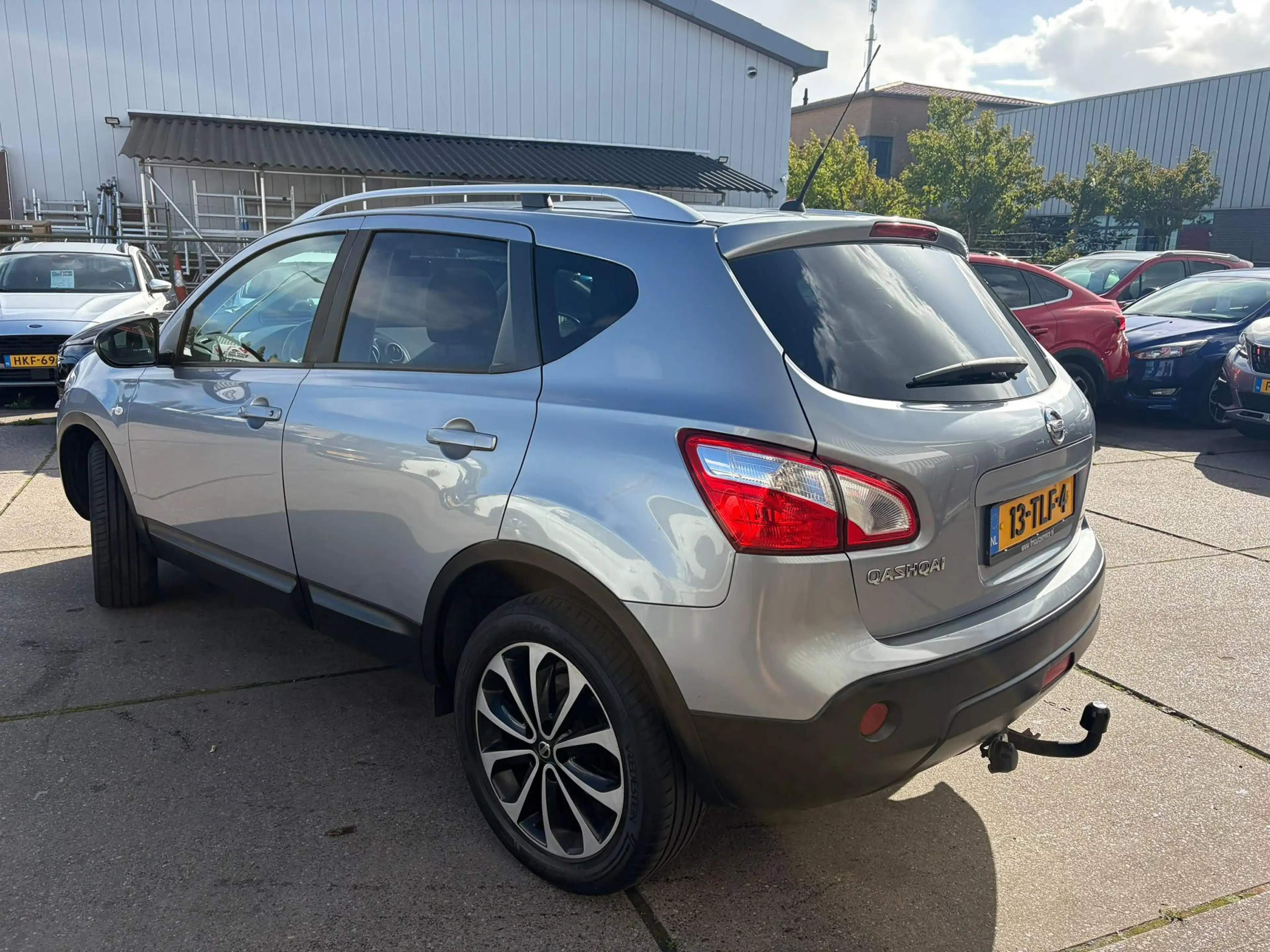 Nissan Qashqai 1.6 Connect Edition Clima, cruise, camera, pano, t — photo 5