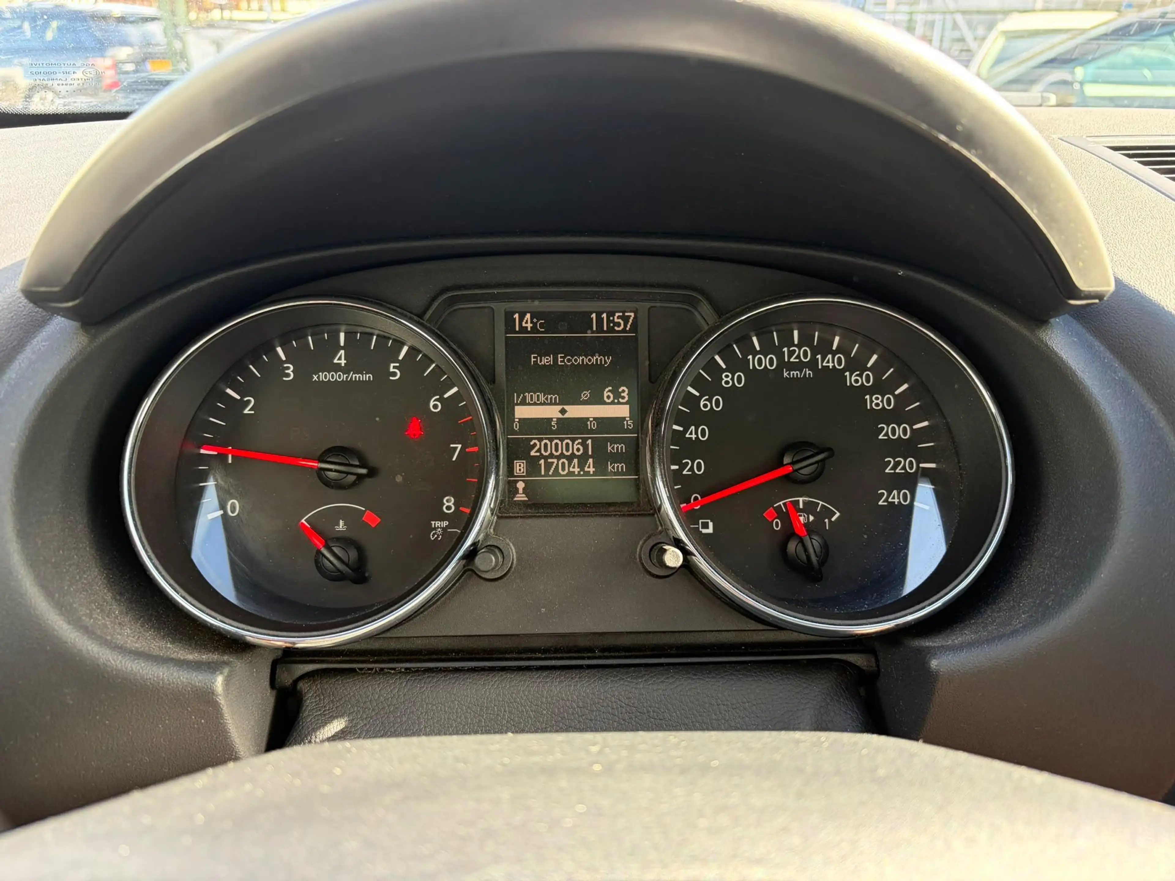 Nissan Qashqai 1.6 Connect Edition Clima, cruise, camera, pano, t — photo 15