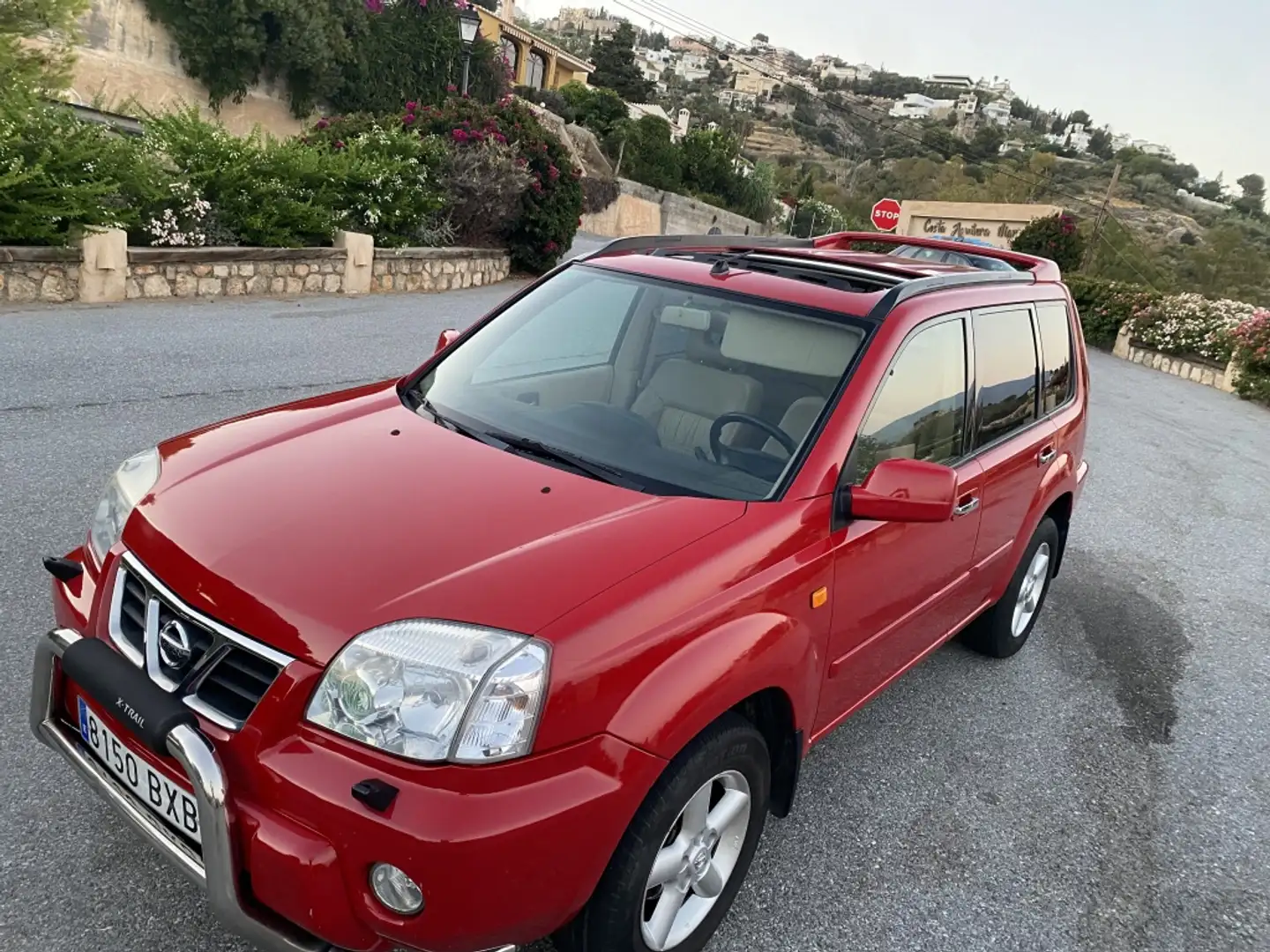 Nissan X-Trail 2.2Di Sport Rojo - 2