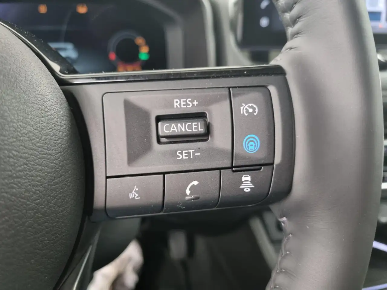 Nissan X-Trail e-Power e-4orce 4WD 7 posti N-Connecta 17