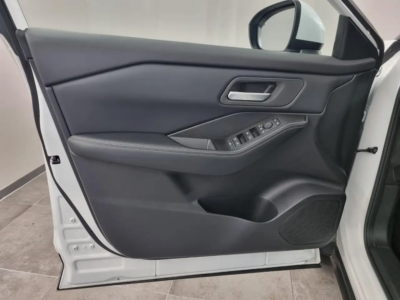 Nissan X-Trail e-Power e-4orce 4WD 7 posti N-Connecta 23