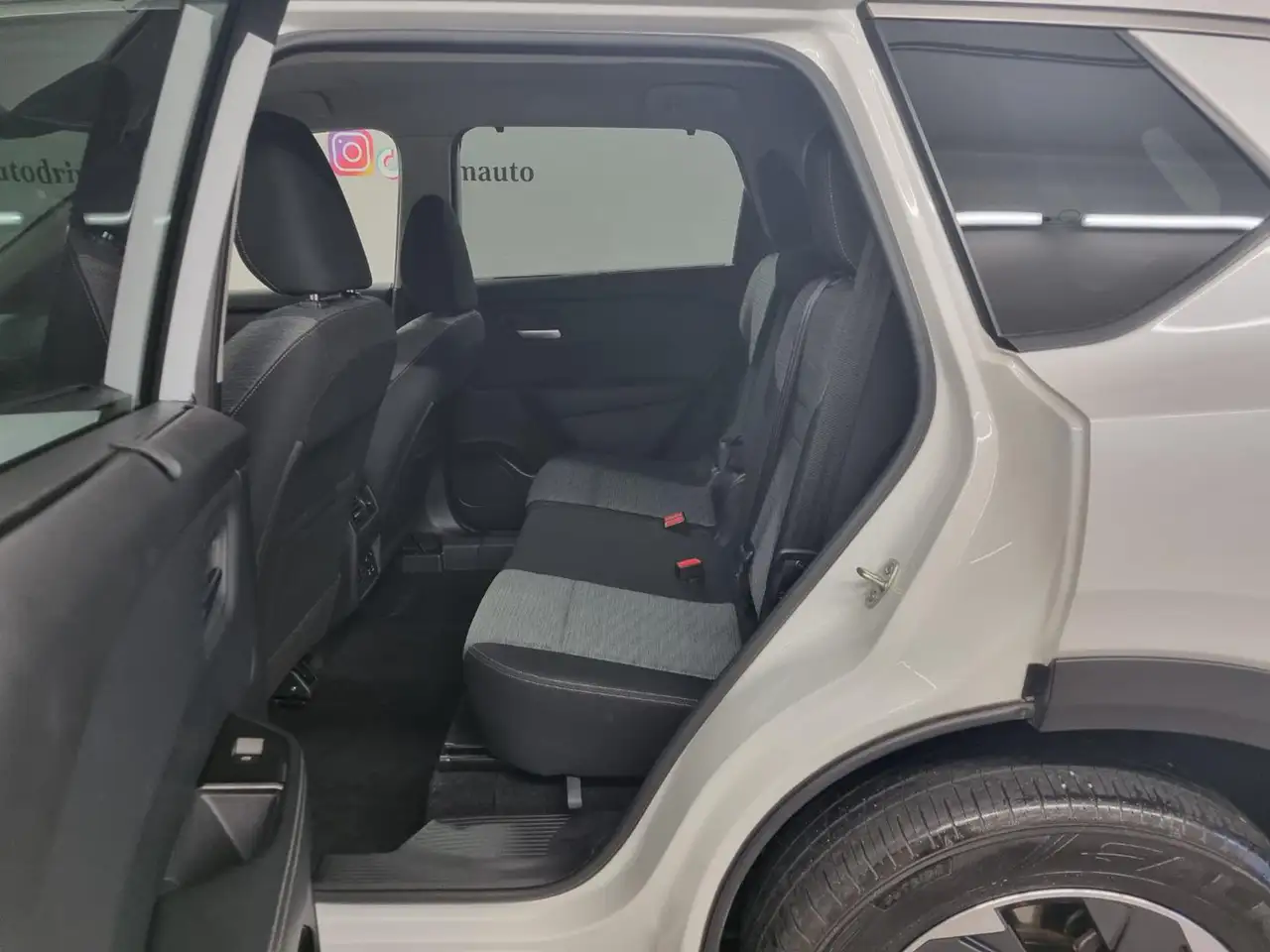 Nissan X-Trail e-Power e-4orce 4WD 7 posti N-Connecta 9