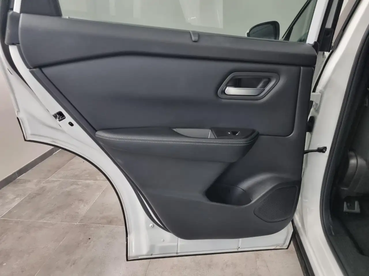 Nissan X-Trail e-Power e-4orce 4WD 7 posti N-Connecta 27