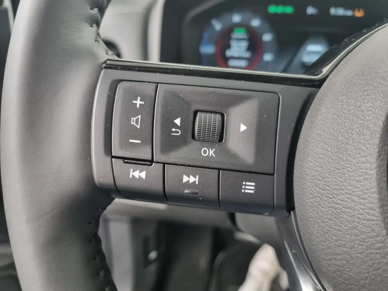 Nissan X-Trail e-Power e-4orce 4WD 7 posti N-Connecta 18