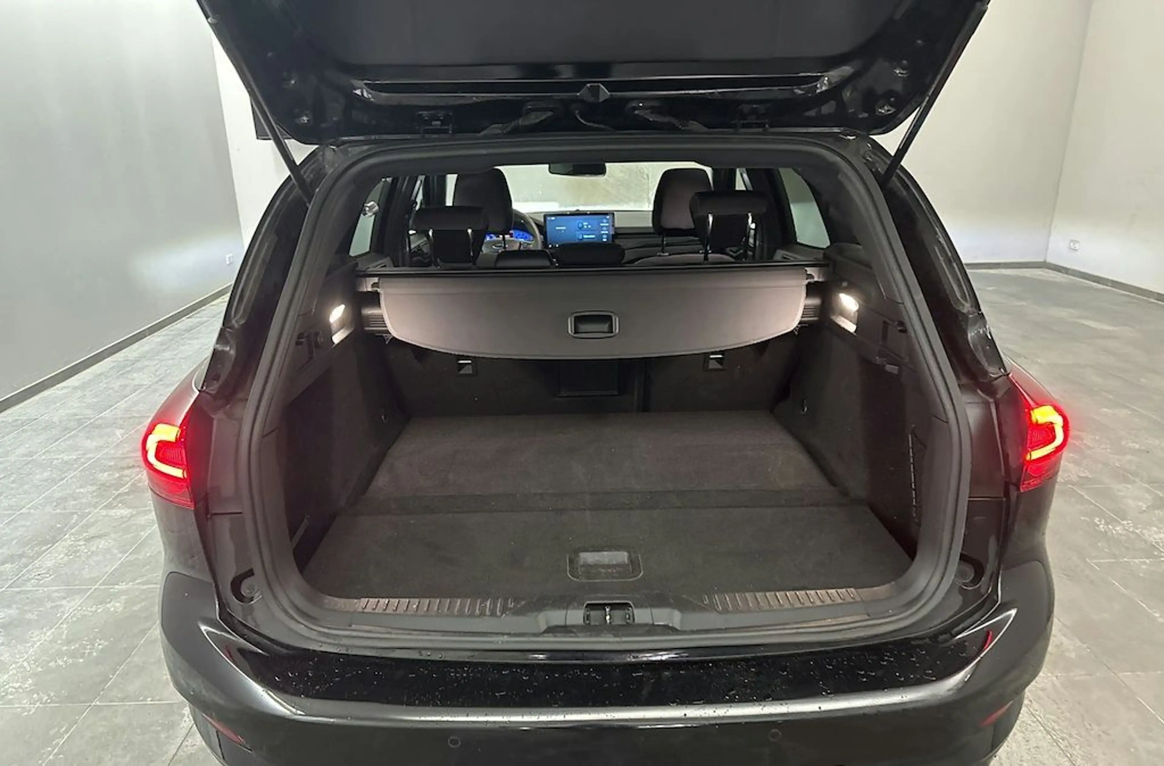 Ford Focus Turnier 1.5 ST-Line X | Autom. | Panodach — photo 12