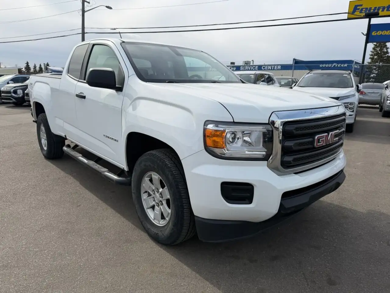 GMC Canyon снимка GMC Canyon
