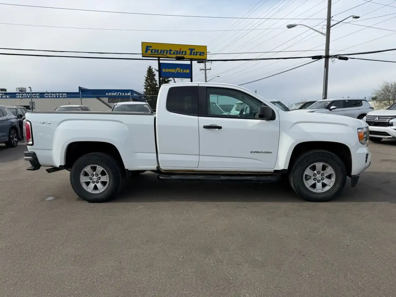 GMC Canyon снимка GMC Canyon