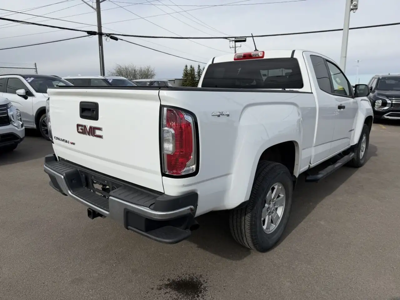 GMC Canyon снимка GMC Canyon