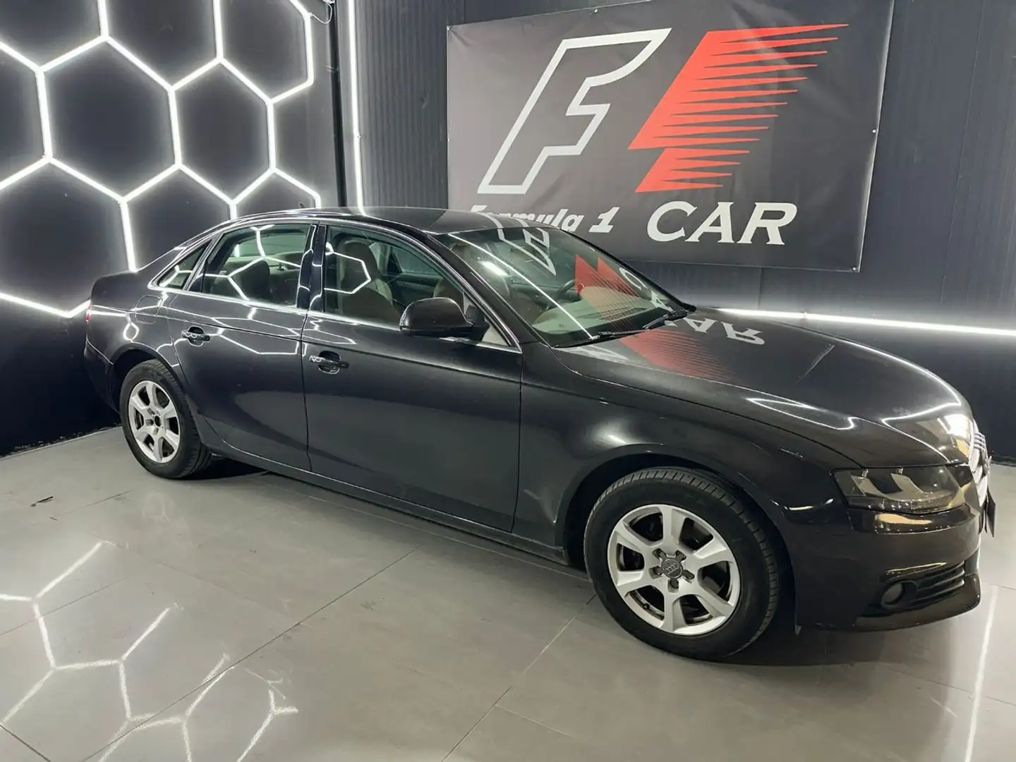 Audi A4 2.0TDI DPF 143 Negro - 2