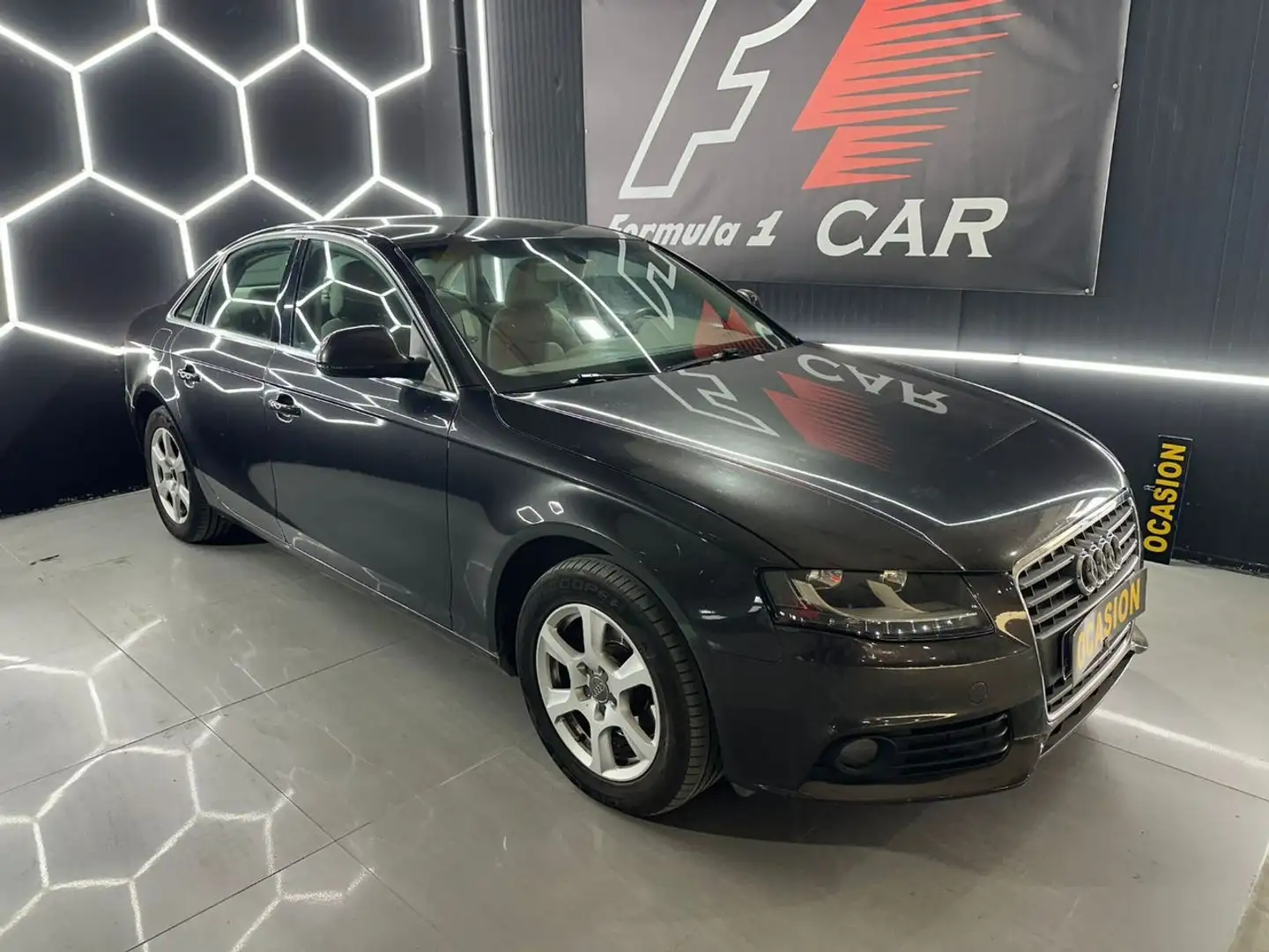Audi A4 2.0TDI DPF 143 Negro - 1