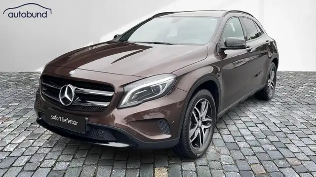Mercedes-Benz GLA 180 Urban Alu NBA PDC Shz