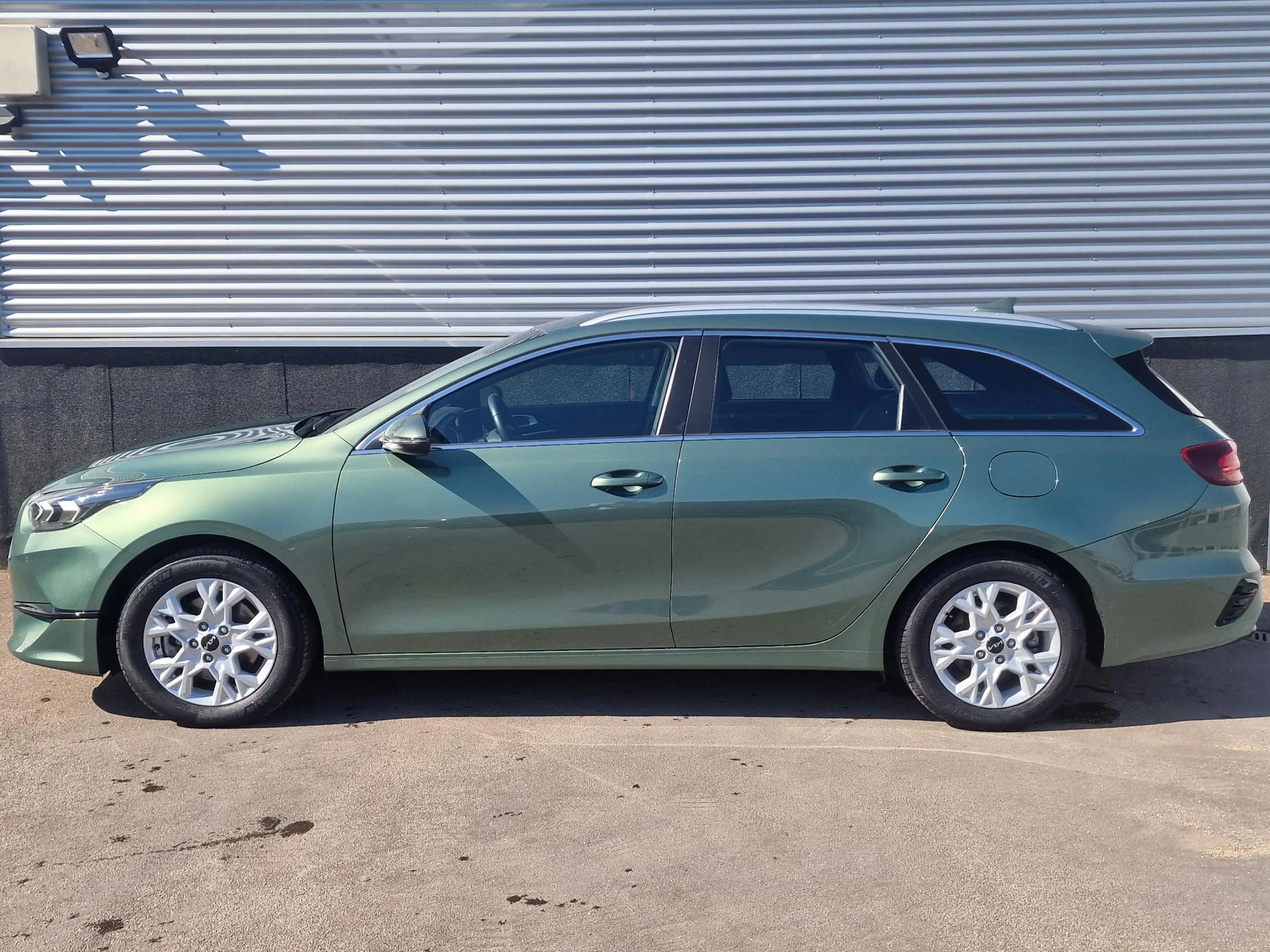 Kia Ceed SW / cee'd SW Sportswagon 1.5 T-GDi DynamicLine Trekhaak, naviga — photo 4