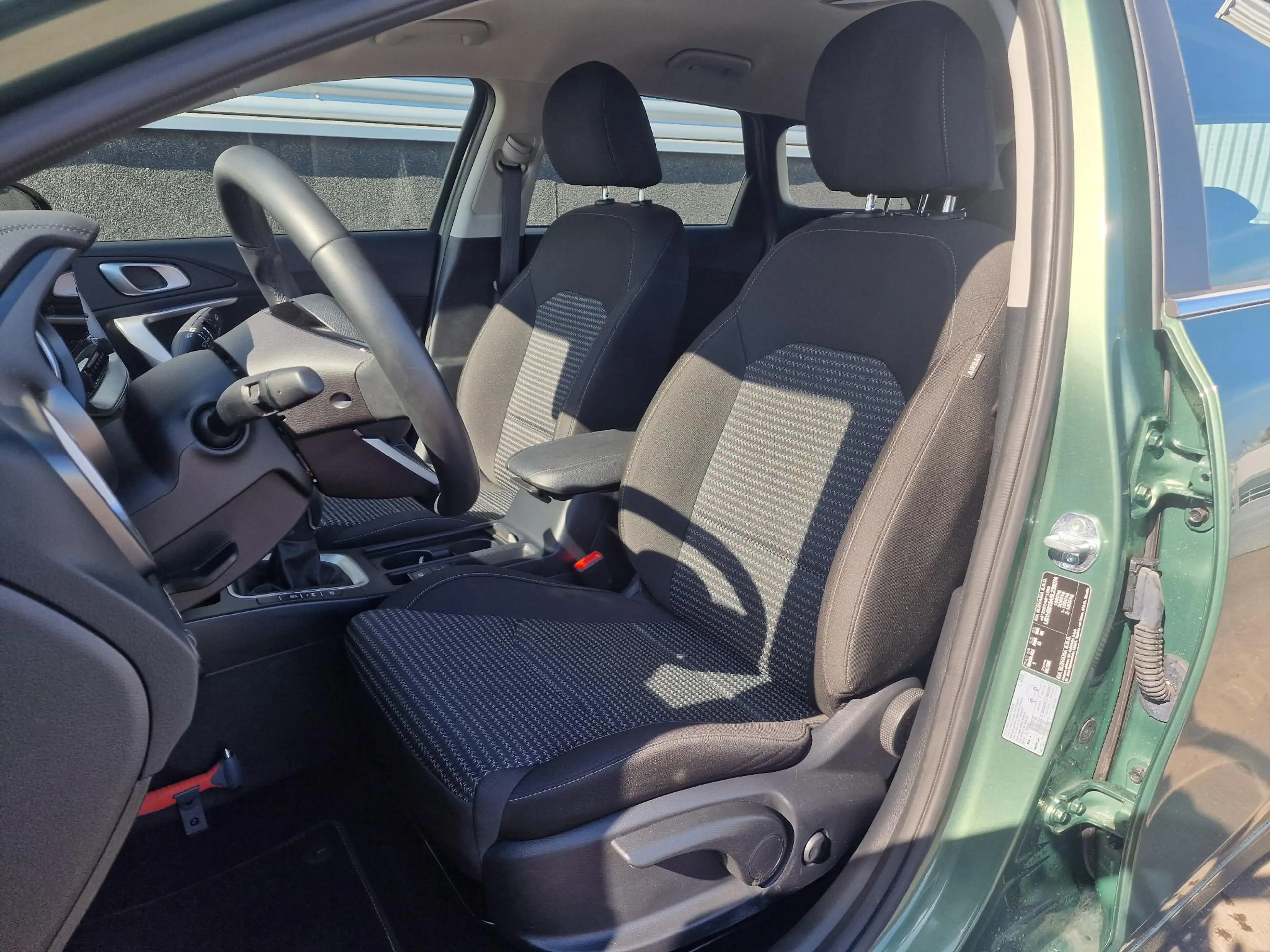 Kia Ceed SW / cee'd SW Sportswagon 1.5 T-GDi DynamicLine Trekhaak, naviga — photo 11