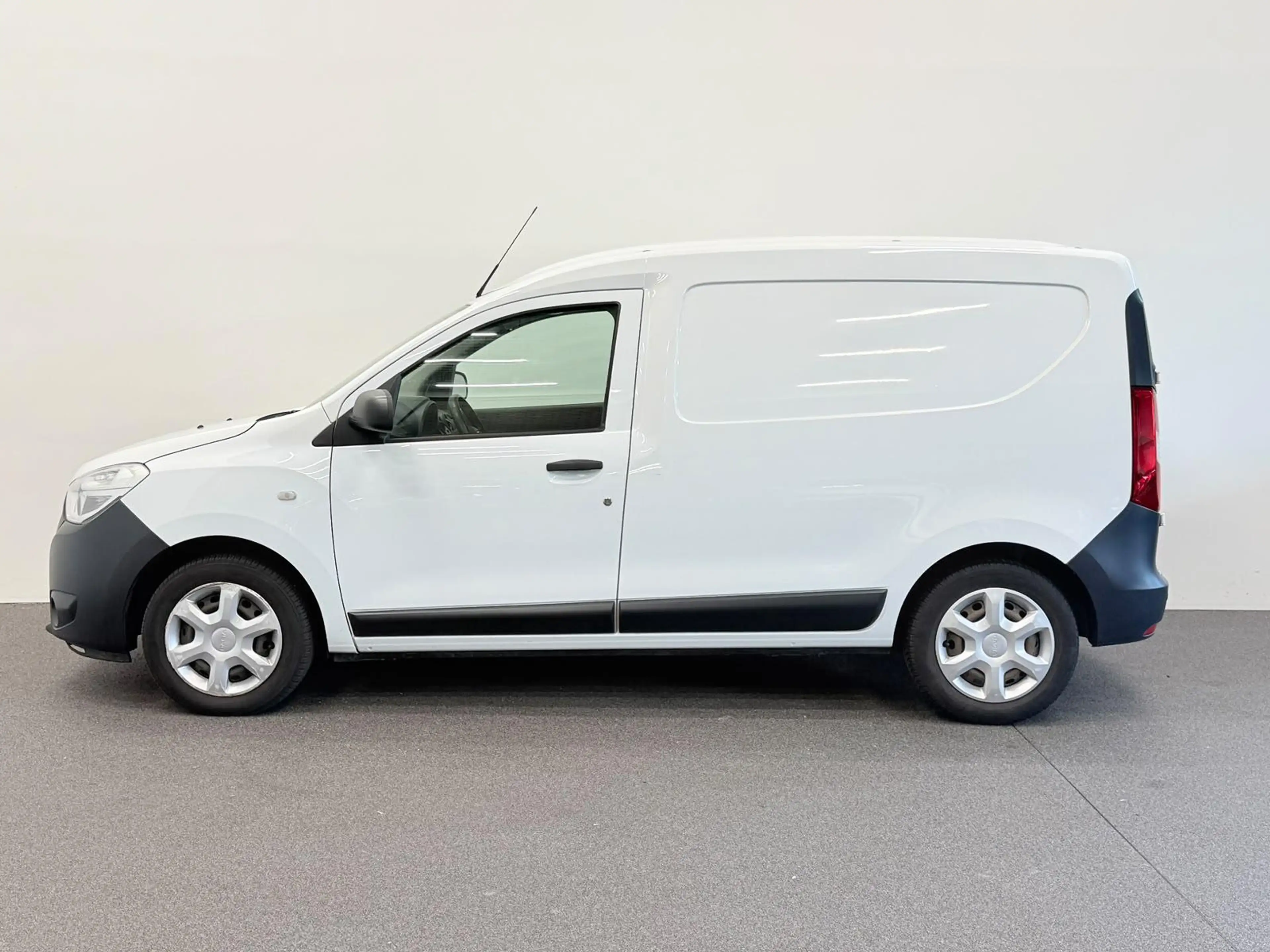Dacia Dokker 1.5 dCi 75 Essential — photo 4