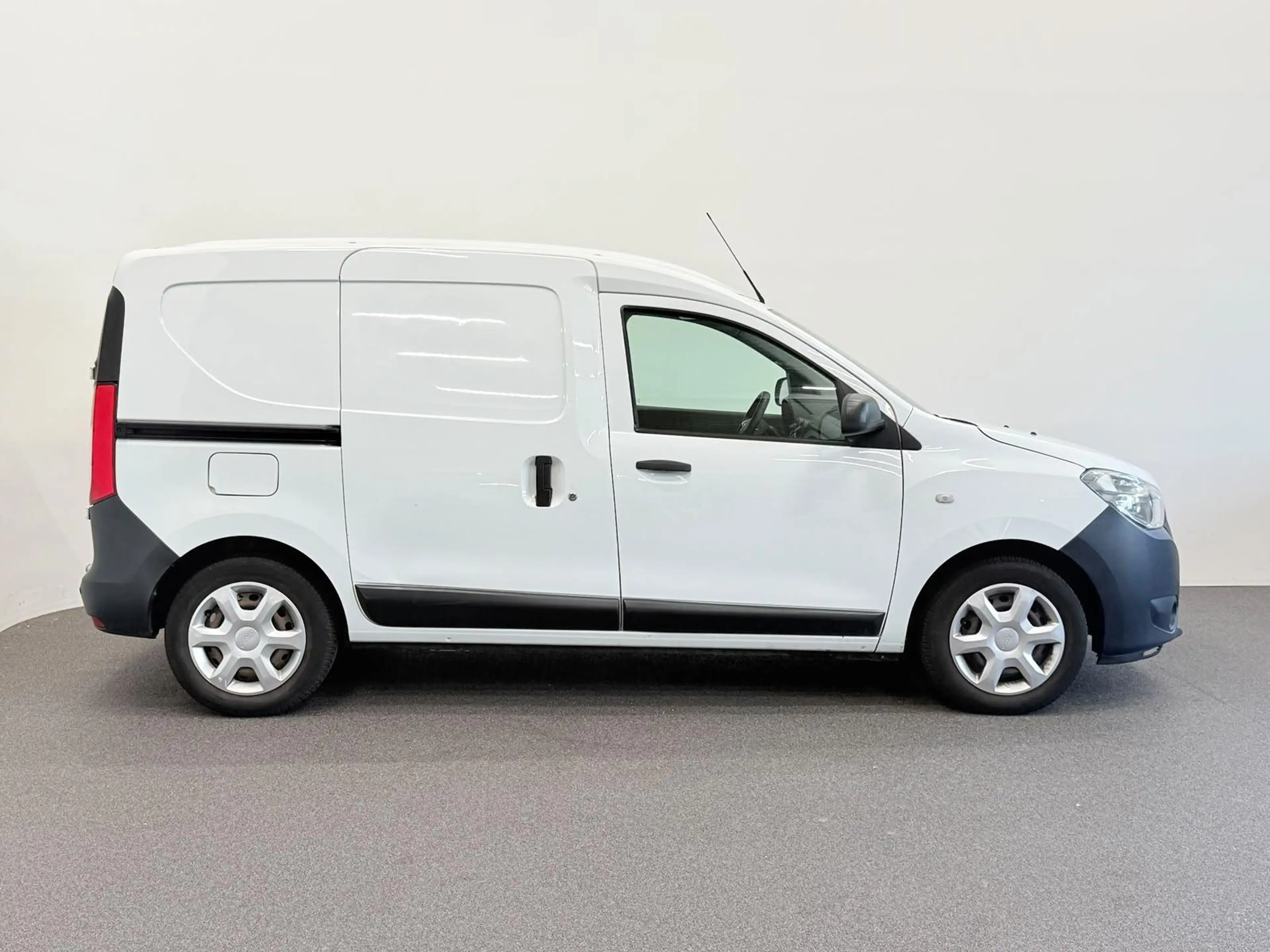 Dacia Dokker 1.5 dCi 75 Essential — photo 6