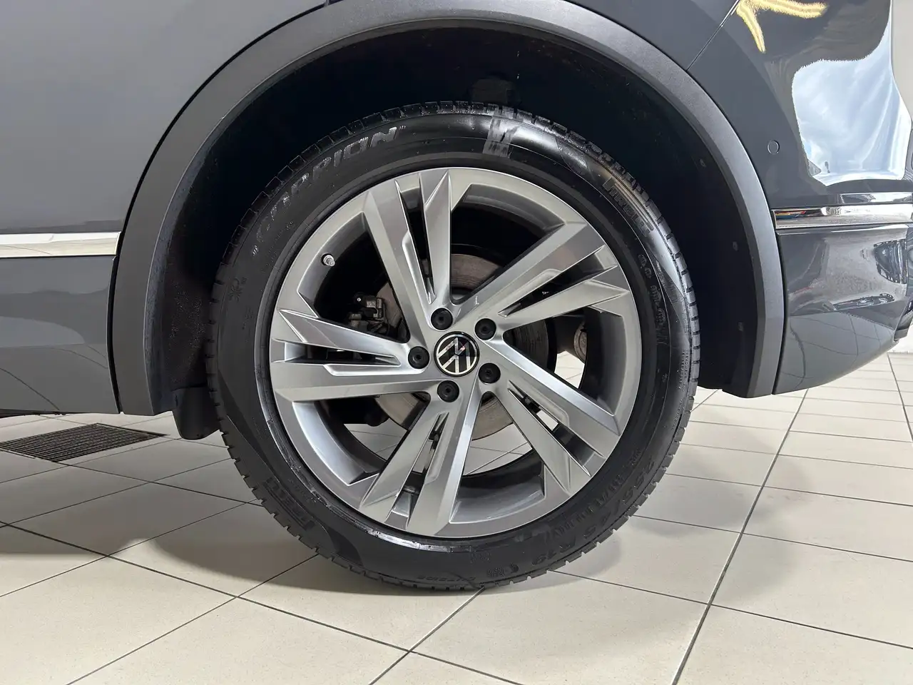 Volkswagen Tiguan R-Line 1.5 etsi 150 cv dsg 6