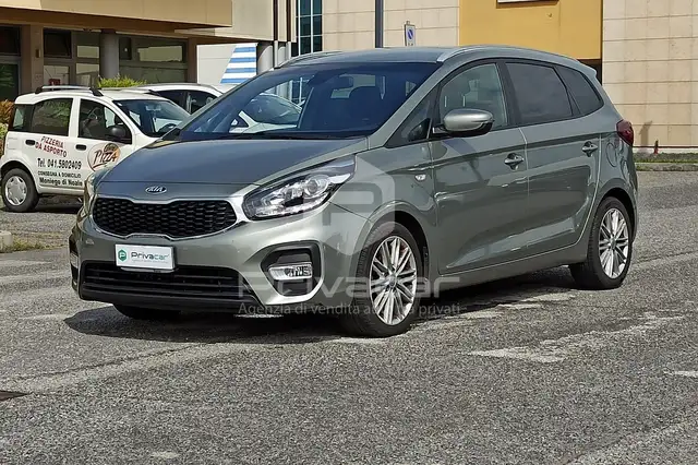 Kia Carens 1.7 CRDi 115 CV Cool 7 POSTI UNICO PROPRIETARIO KM CERTIFICATI NEOPATENATI