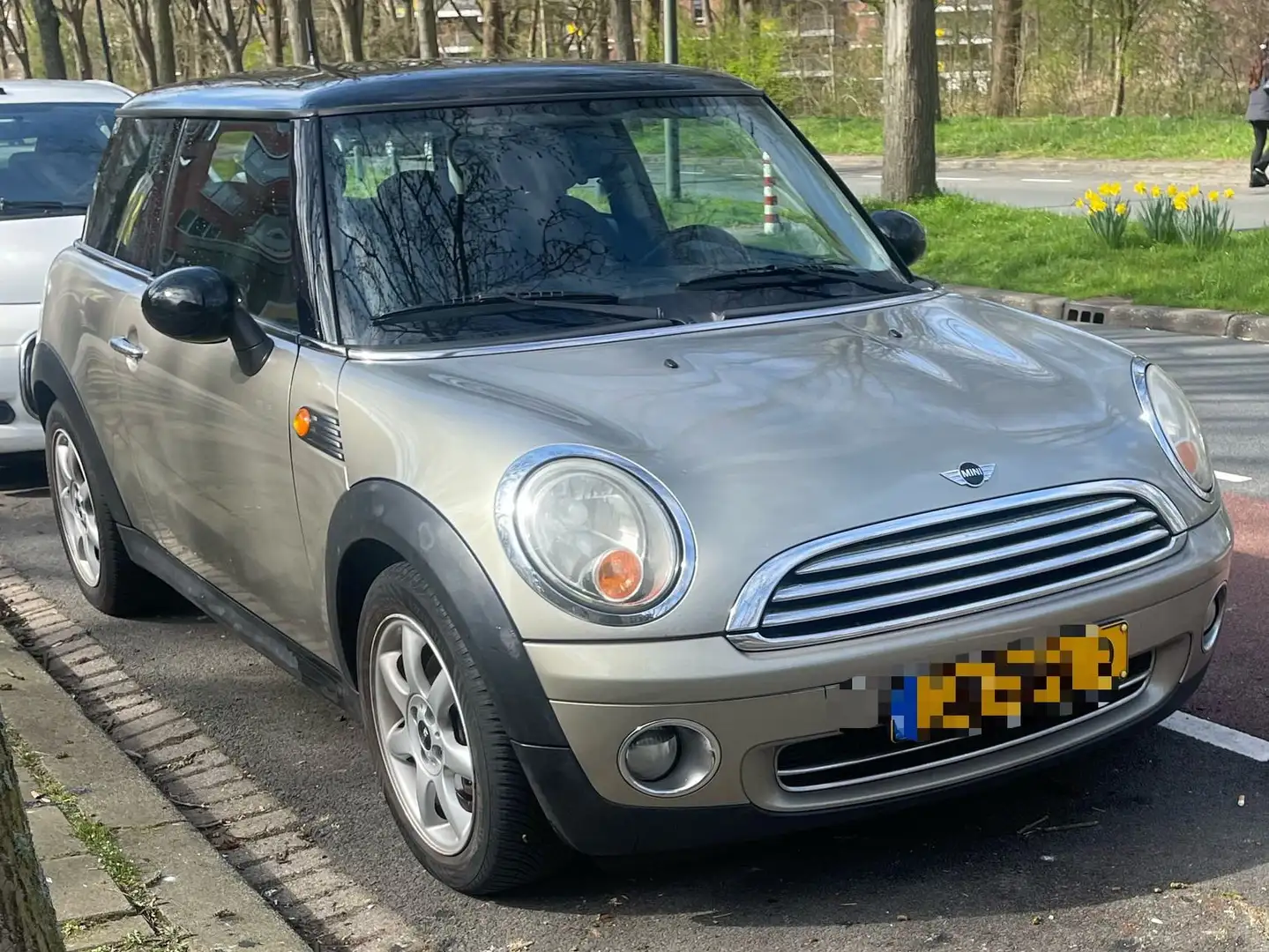 MINI Cooper Zilver - 1