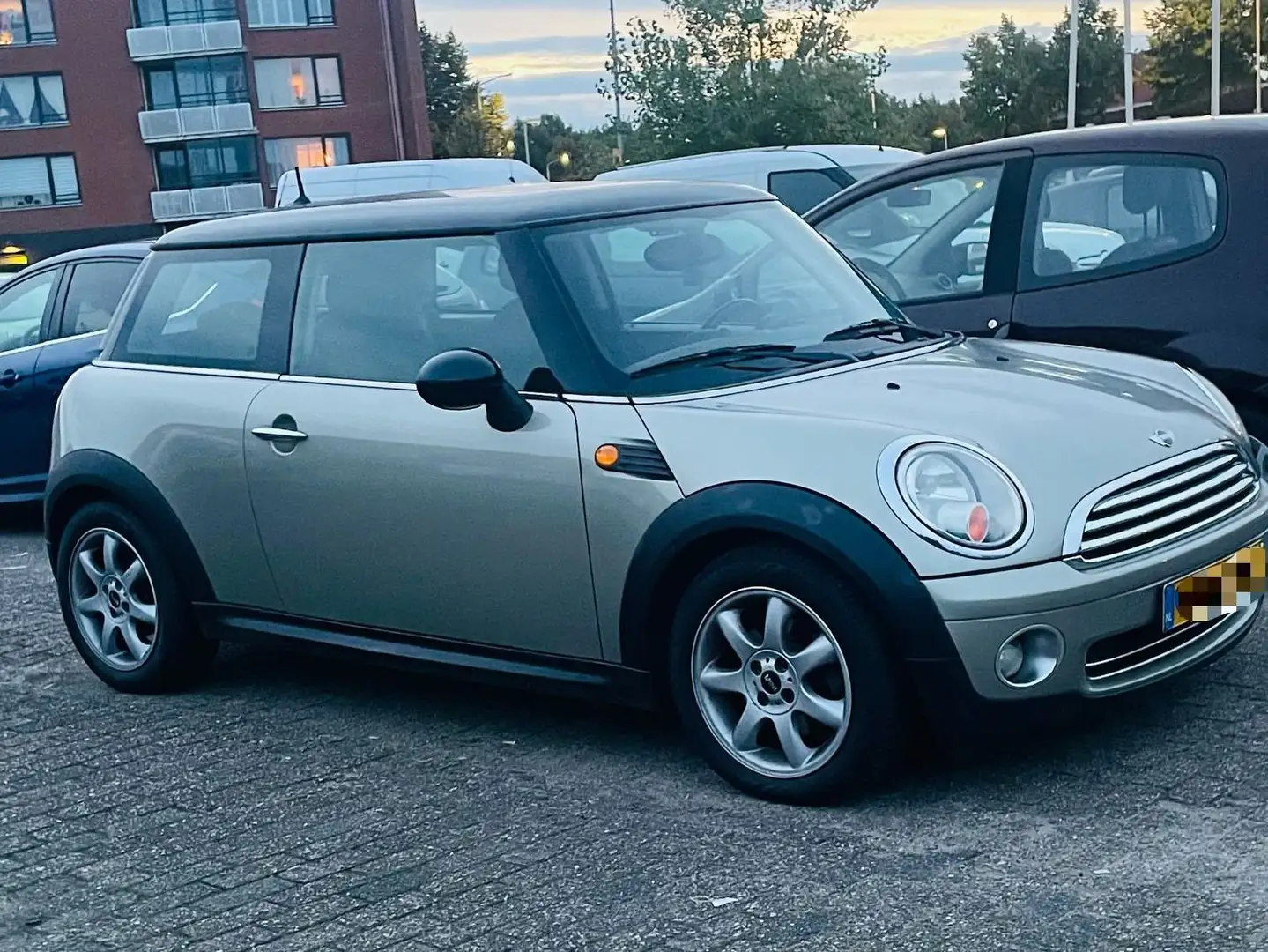 MINI Cooper Zilver - 2