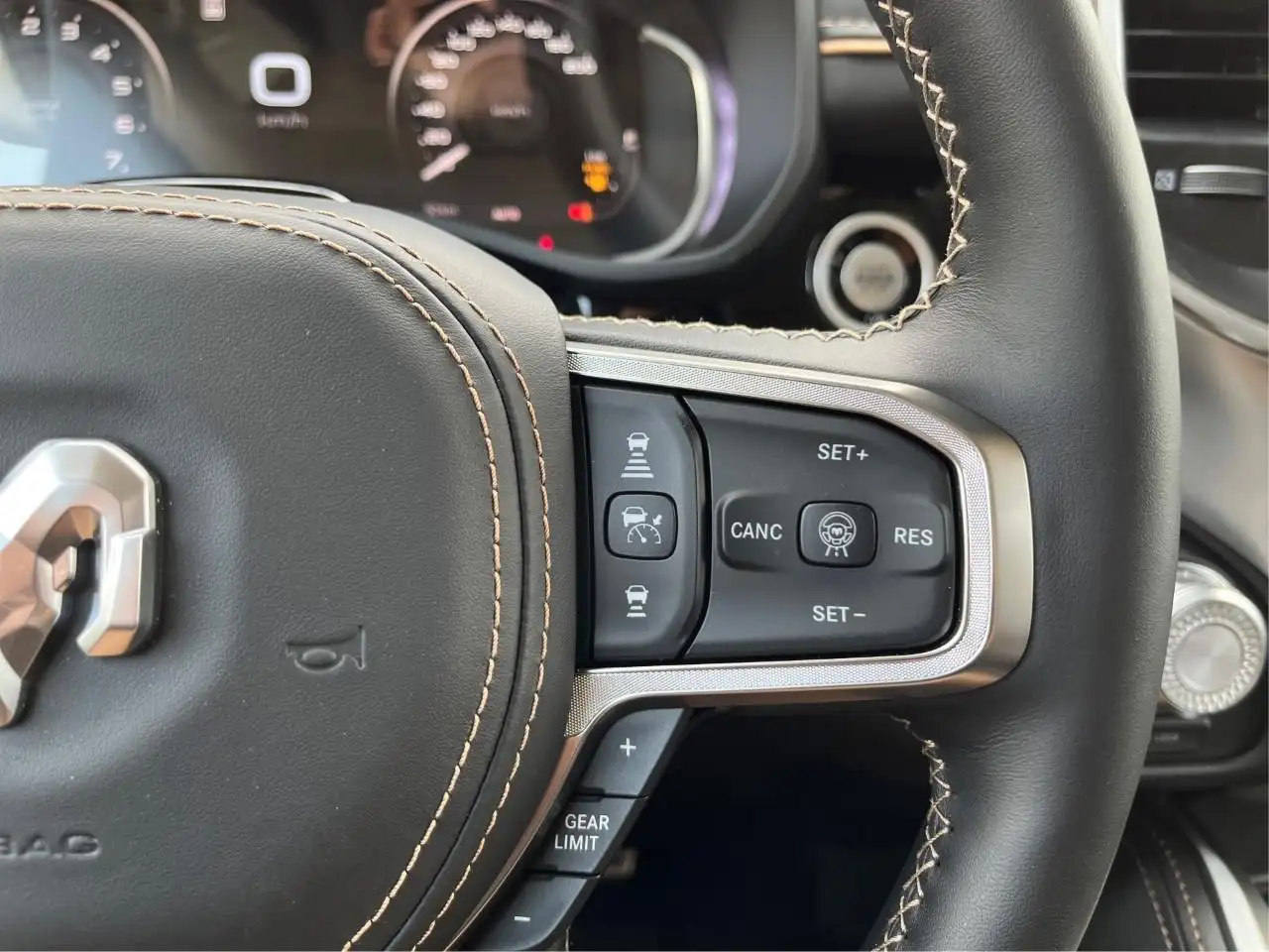 RAM 1500 photo RAM 1500