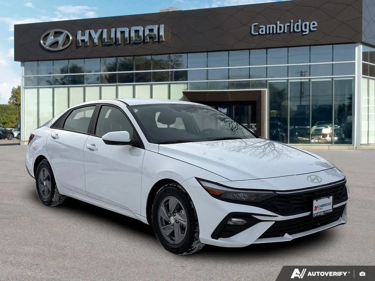 Hyundai ELANTRA снимка Hyundai ELANTRA