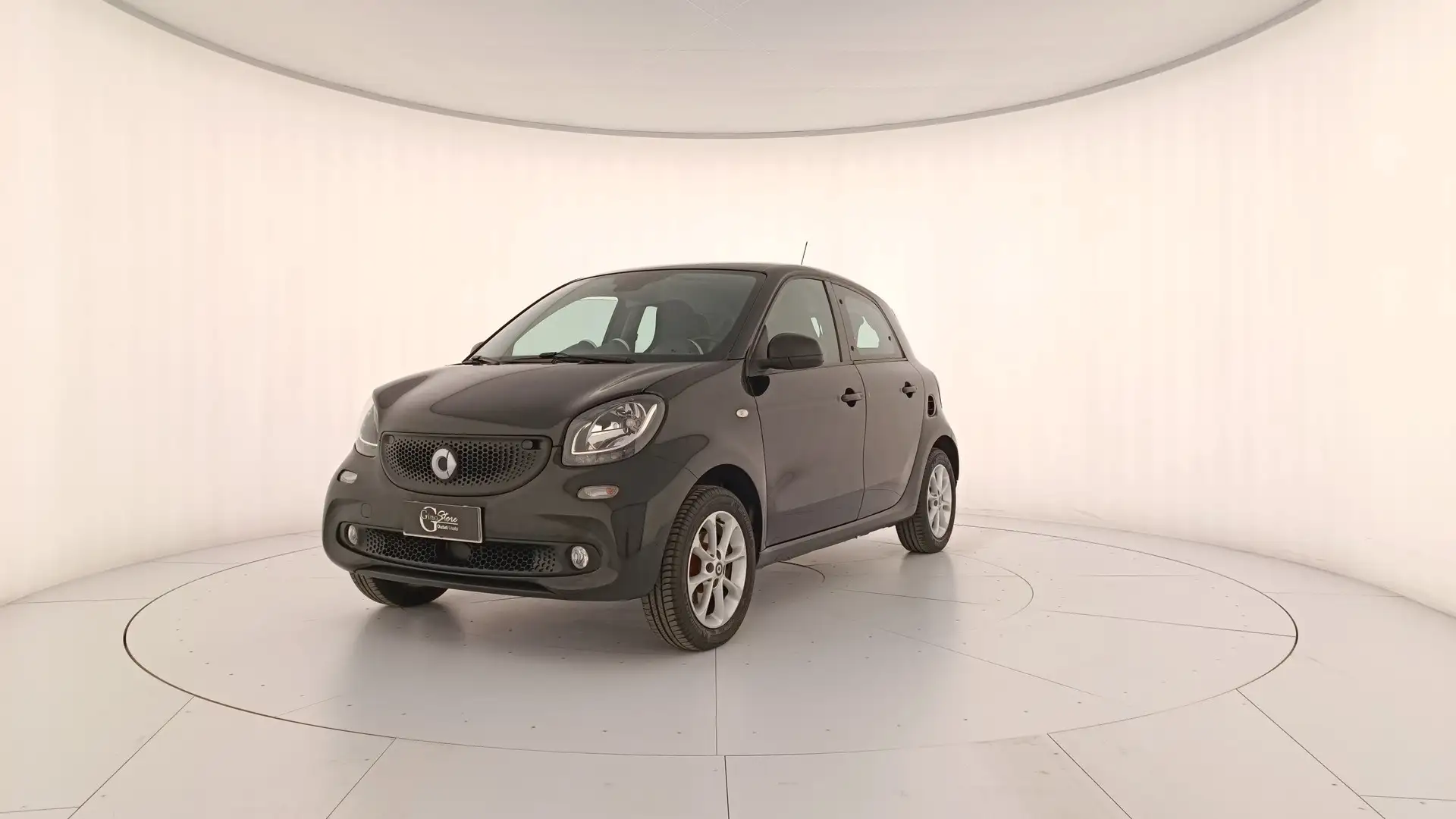 smart forFour 1.0 Youngster 71cv c/S.S. Schwarz - 1