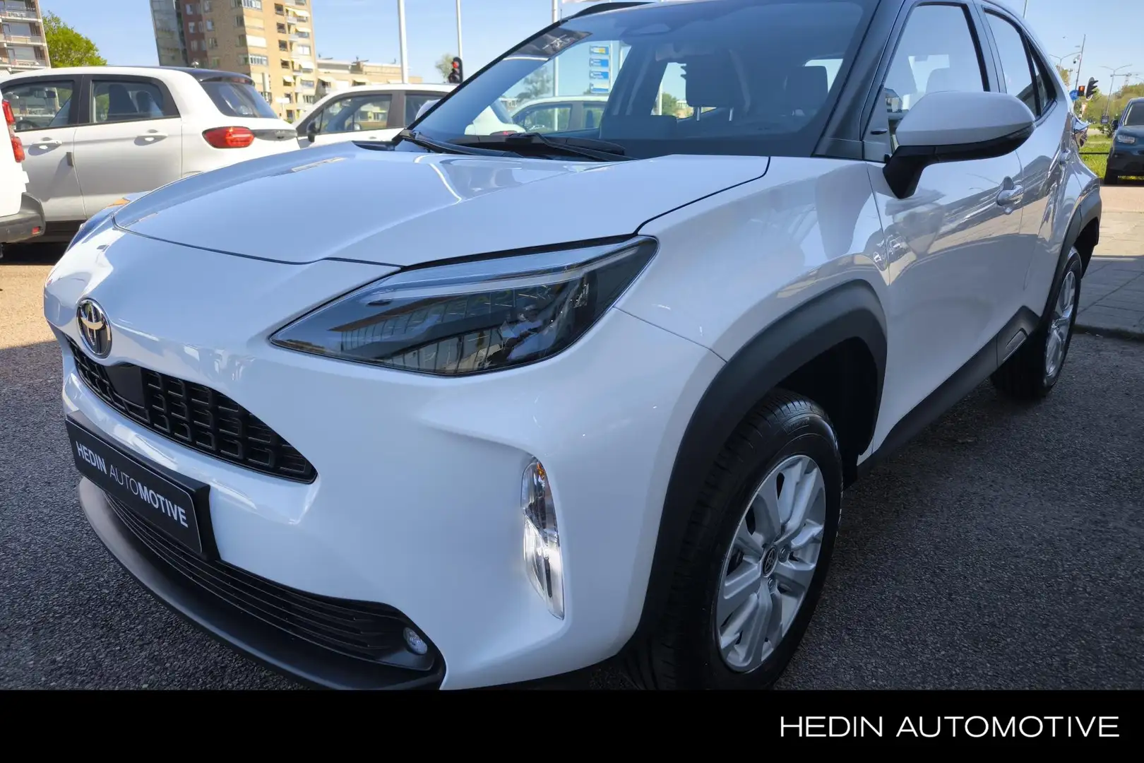 Toyota Yaris Cross 1.5 Hybrid 115 Active | Navigatie via App | Camera Wit - 1