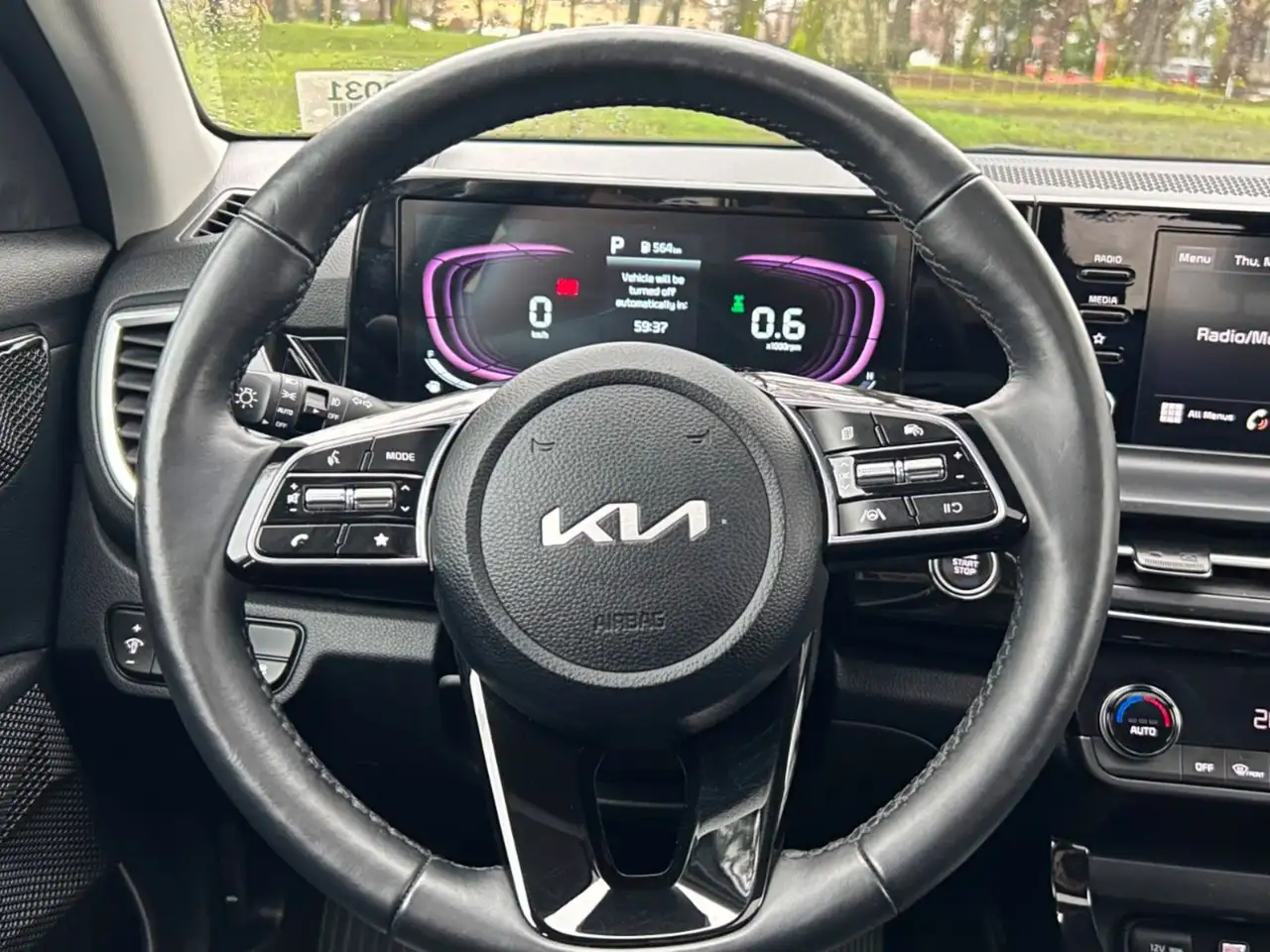 Kia Seltos снимка Kia Seltos