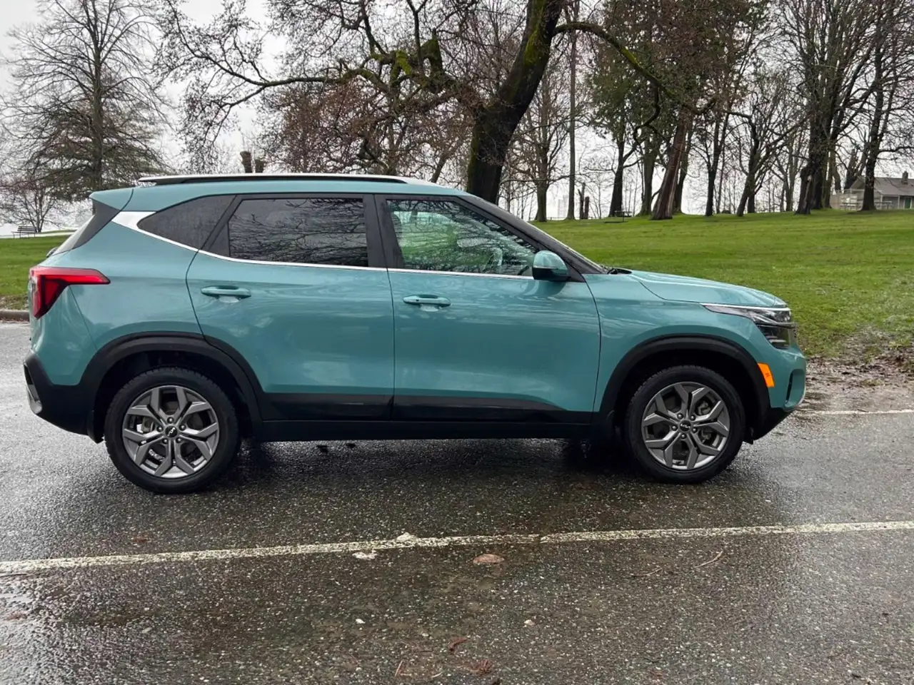 Kia Seltos снимка Kia Seltos