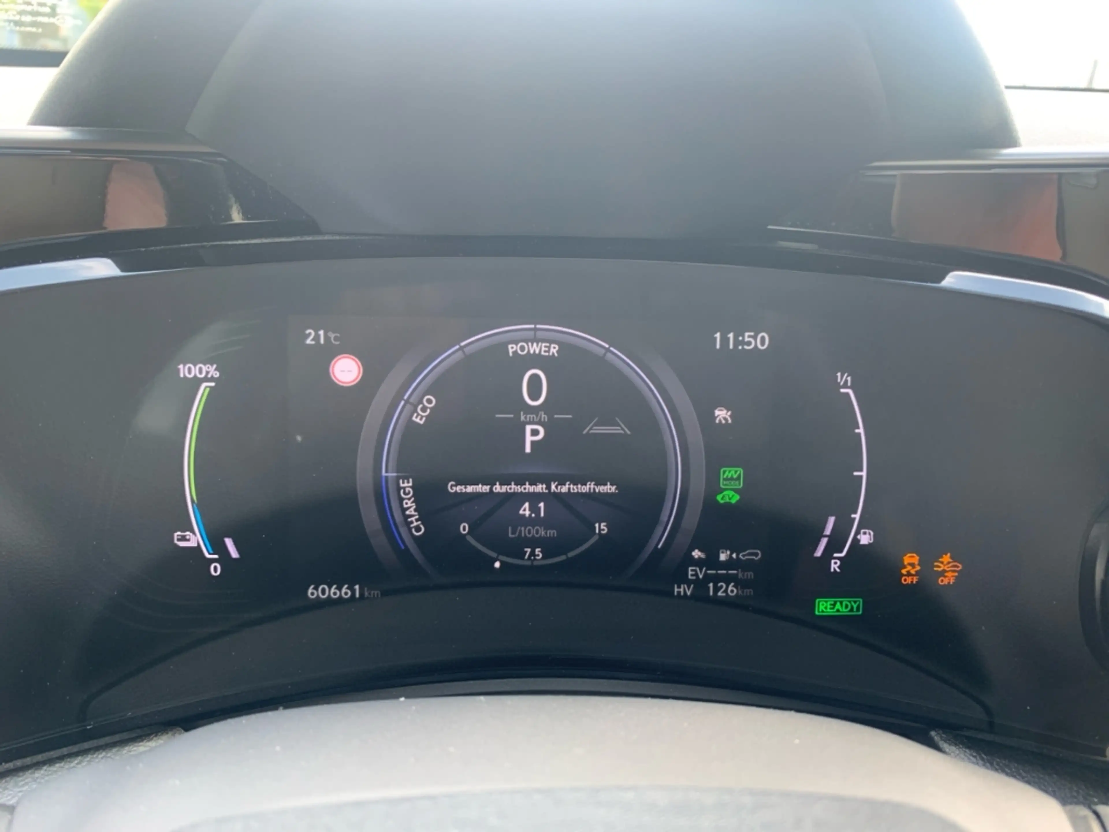 Lexus NX 450h+ E-FOUR Executive Line *LED*HUD*360°*ACC* — photo 14