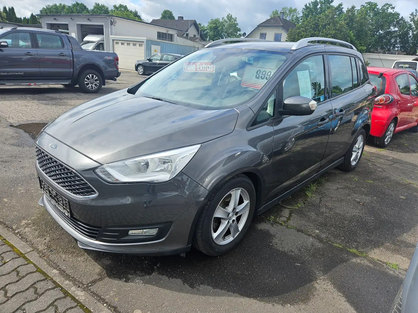 Ford Grand C-Max Business Edition Grau - 1