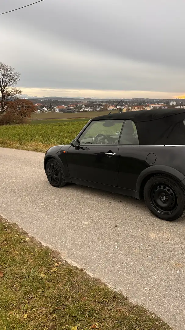 MINI One Cabrio - 2