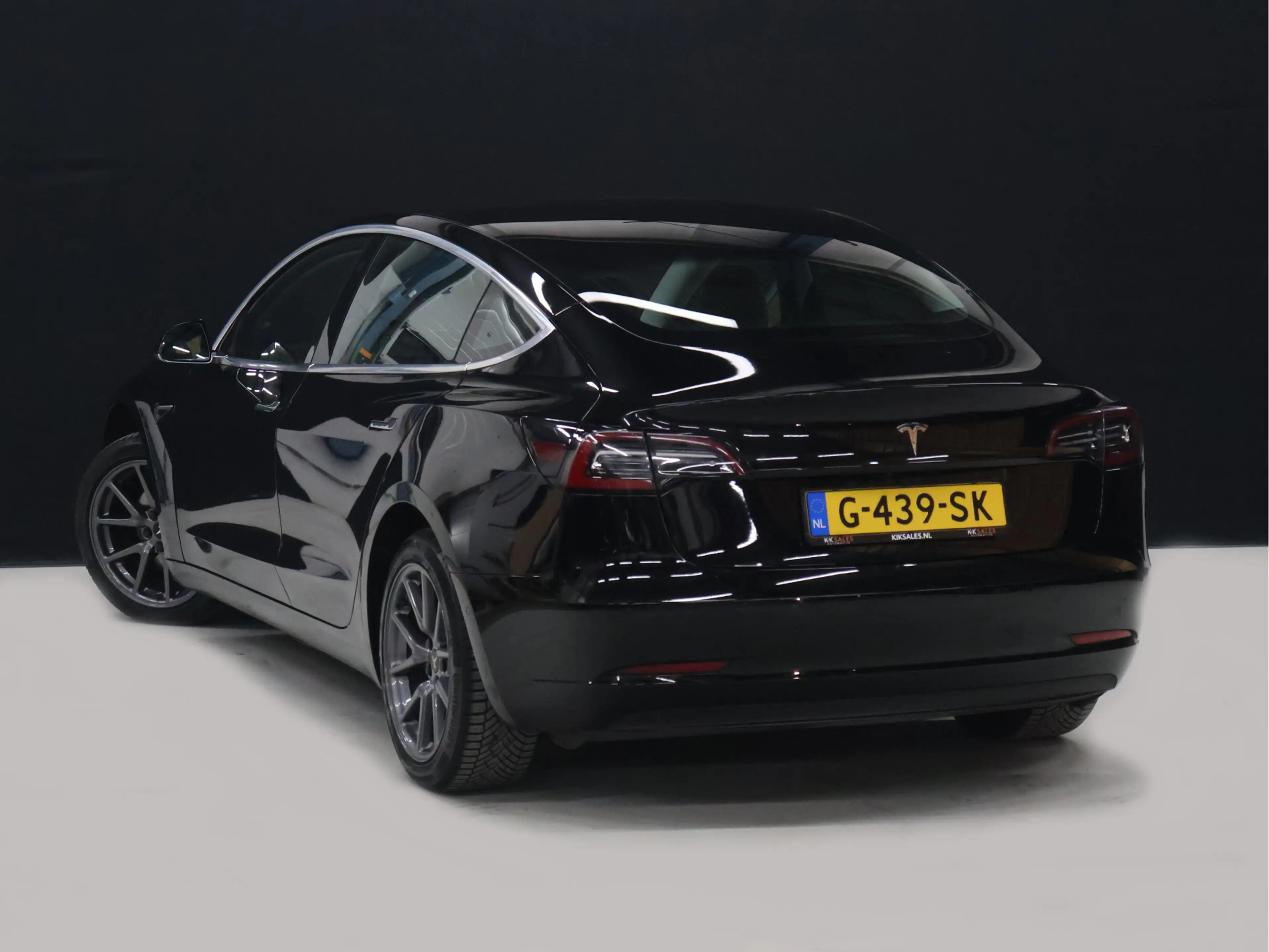 Tesla Model 3 Standard RWD Plus 60 kWh [PANORAMADAK, STOELVERWAR — photo 4