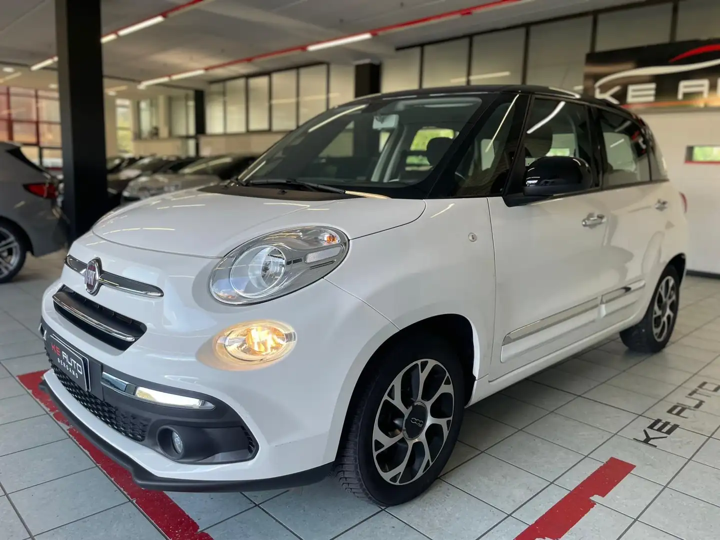 Fiat 500L My2017 1.4 Pop Star 95cv Blanc - 1