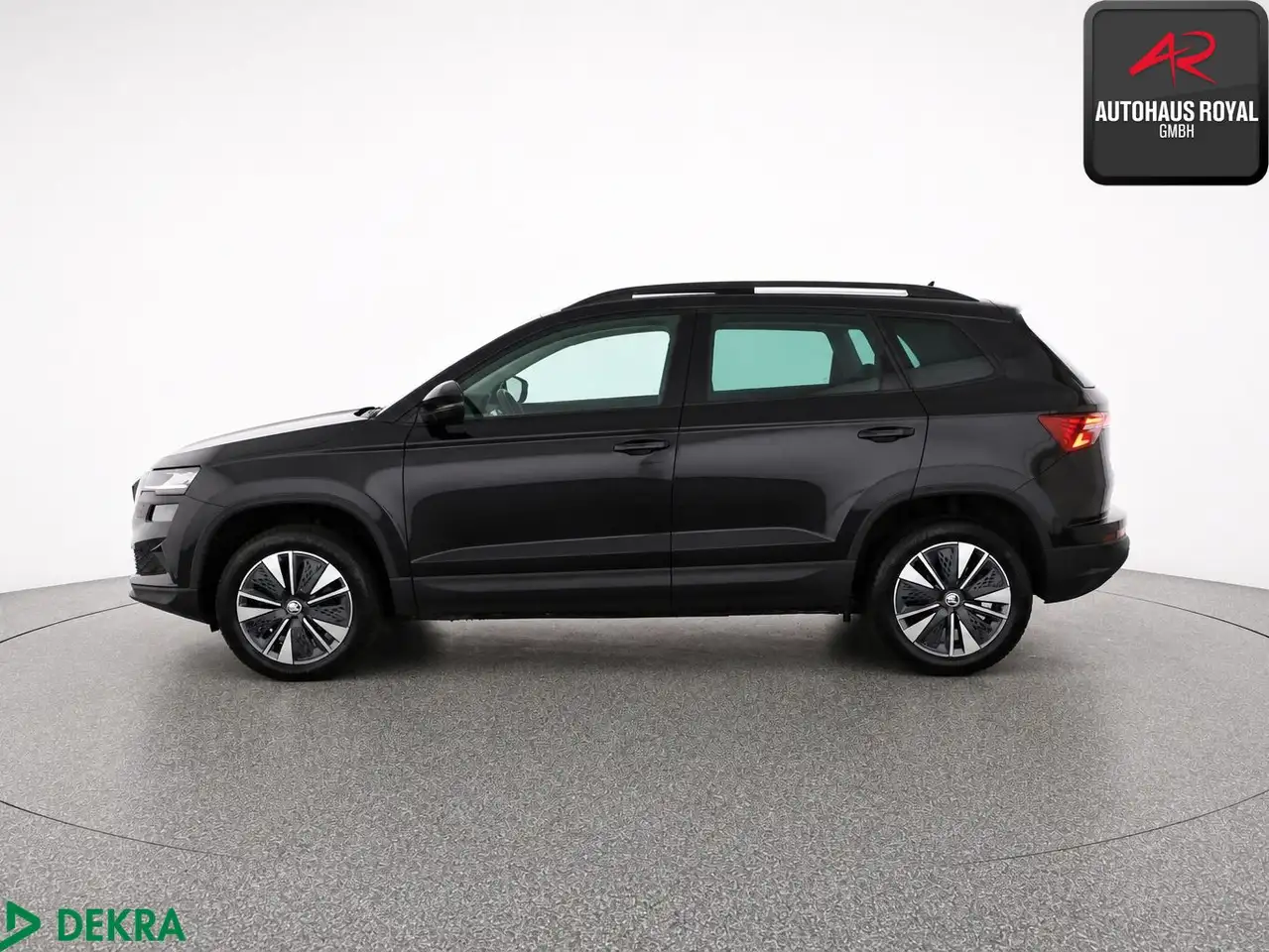 Skoda Karoq 2.0 TDI AMBITION PANORAMA,KEYLESS,1.HAND, миниатюра 2