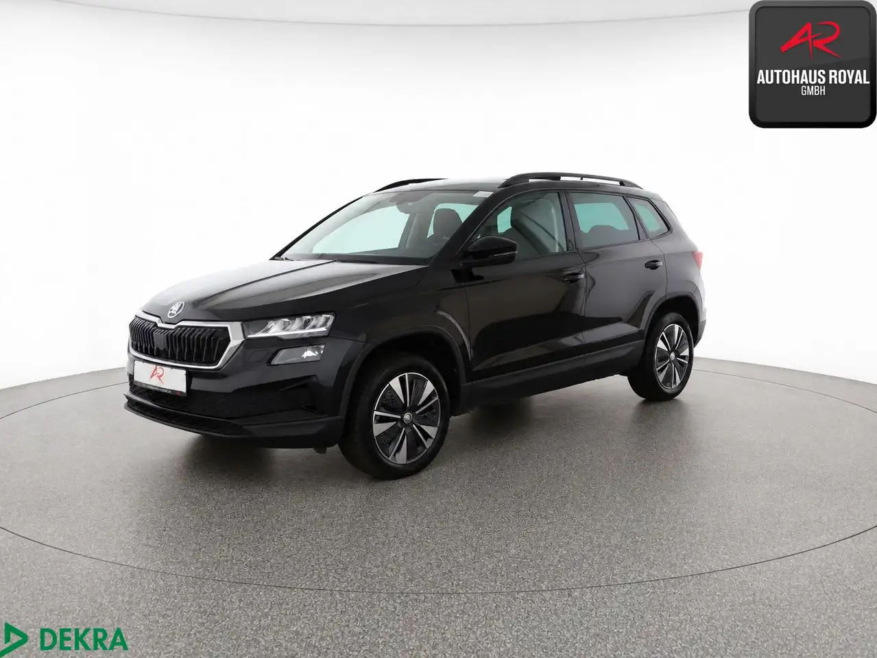 Skoda Karoq 2.0 TDI AMBITION PANORAMA,KEYLESS,1.HAND