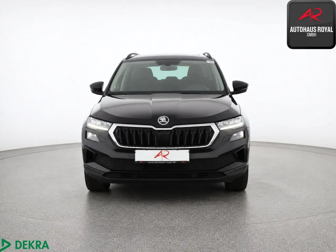 Skoda Karoq 2.0 TDI AMBITION PANORAMA,KEYLESS,1.HAND, миниатюра 8