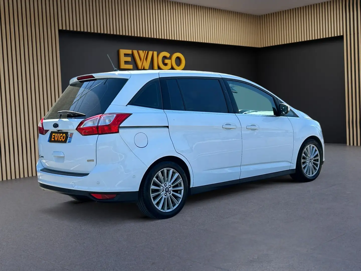 Ford II 1.0 ECOBOOST 125ch TITANIUM 7 PLACES - BOITIER  - 2