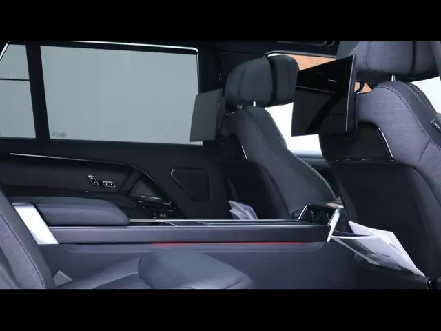 Land Rover Range Rover view 12