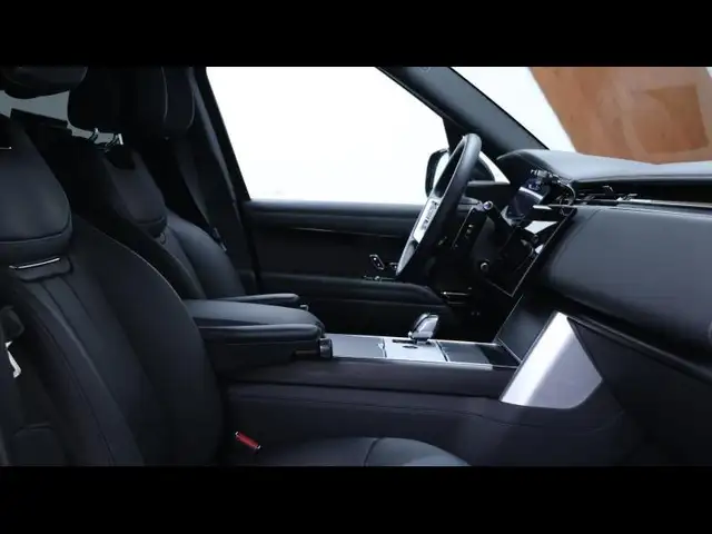 Land Rover Range Rover view 9