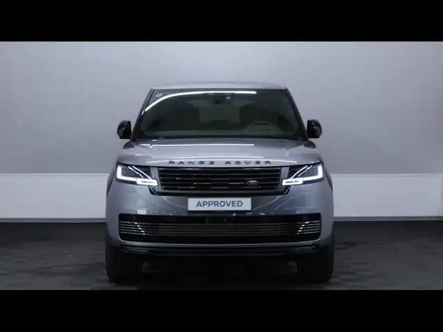 Land Rover Range Rover view 2