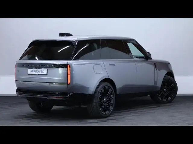 Land Rover Range Rover view 4