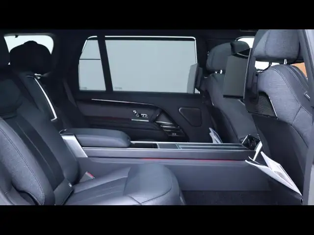 Land Rover Range Rover view 13