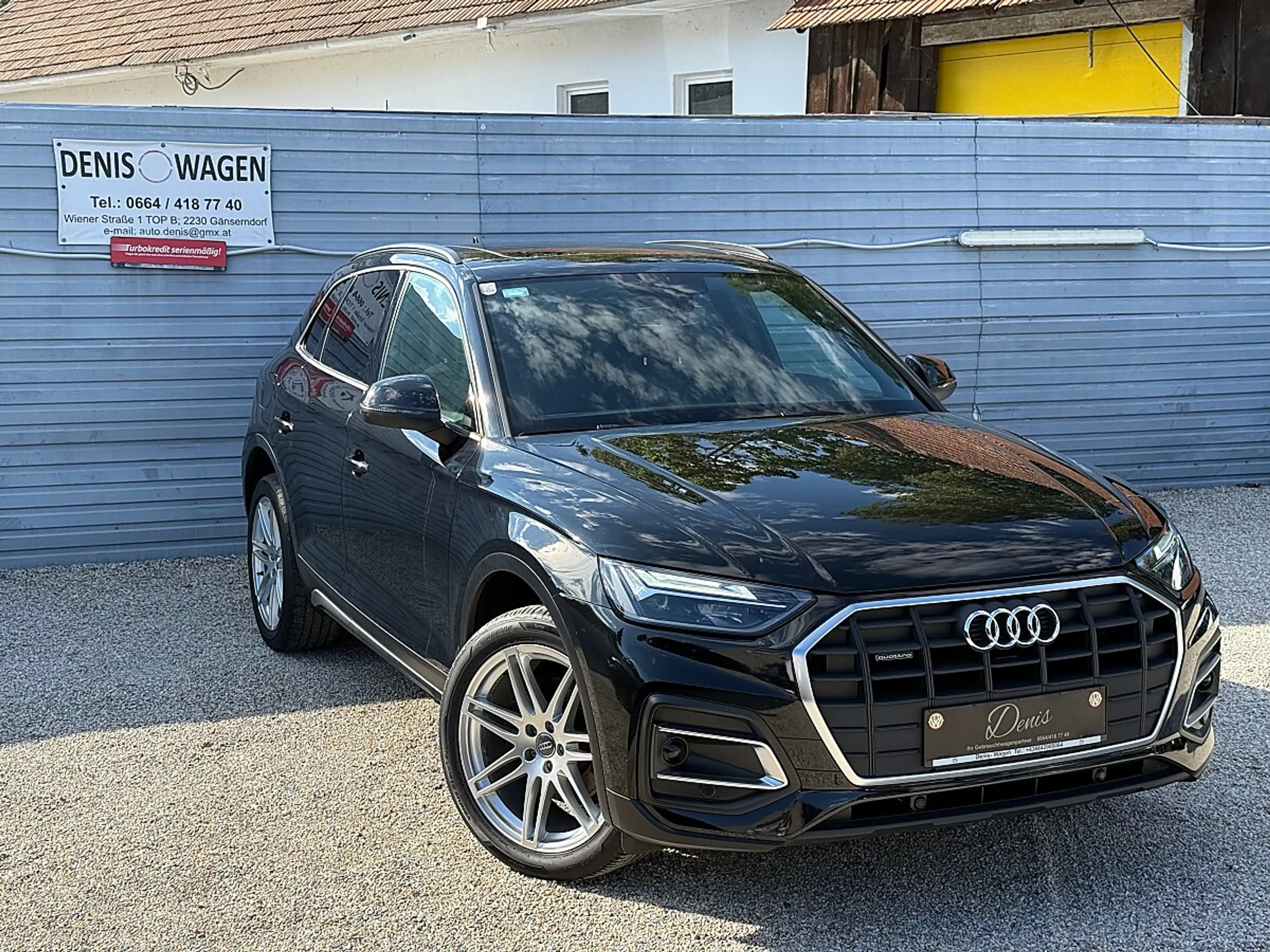 Audi Q5 40 2.0 TDI quattro intense 1. Besitz (PANORAMA ...