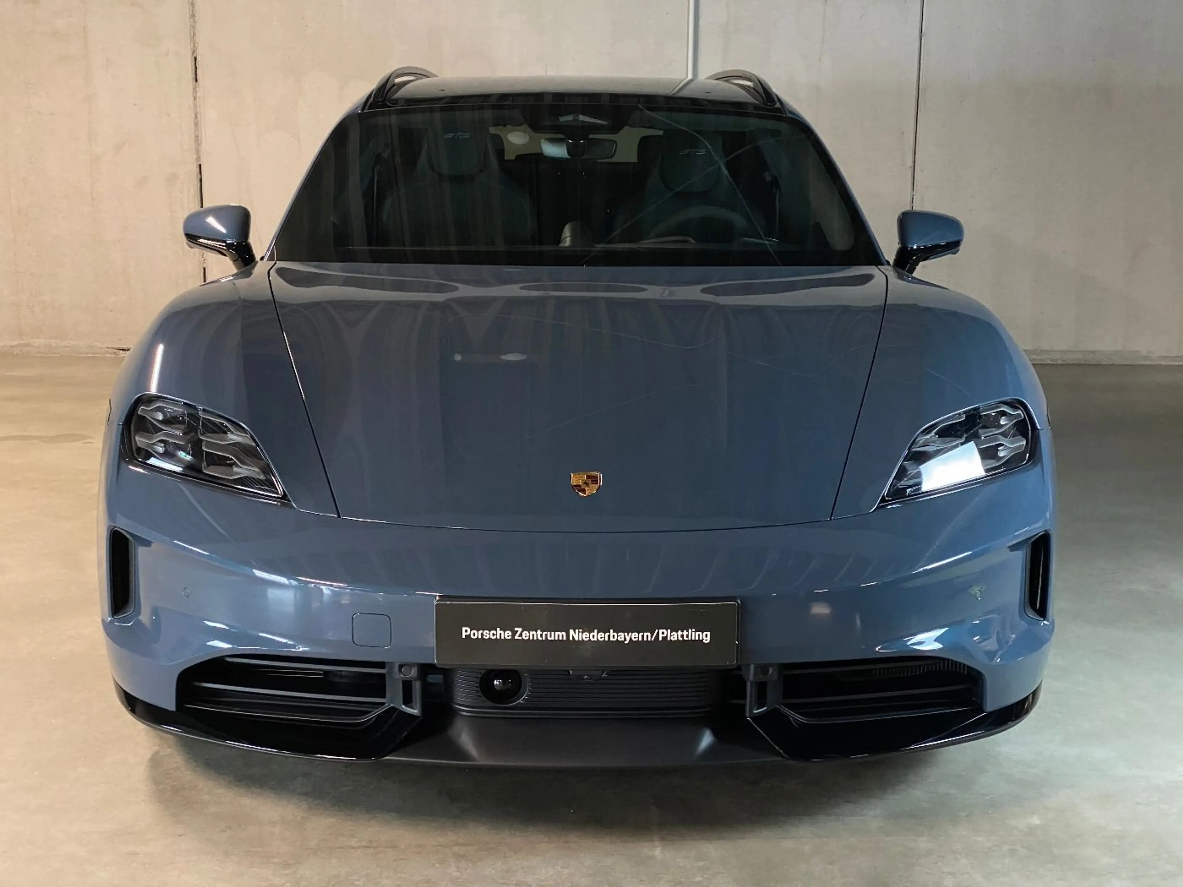 Porsche Taycan GTS Sport Turismo | Hinterachslenkung | — photo 5