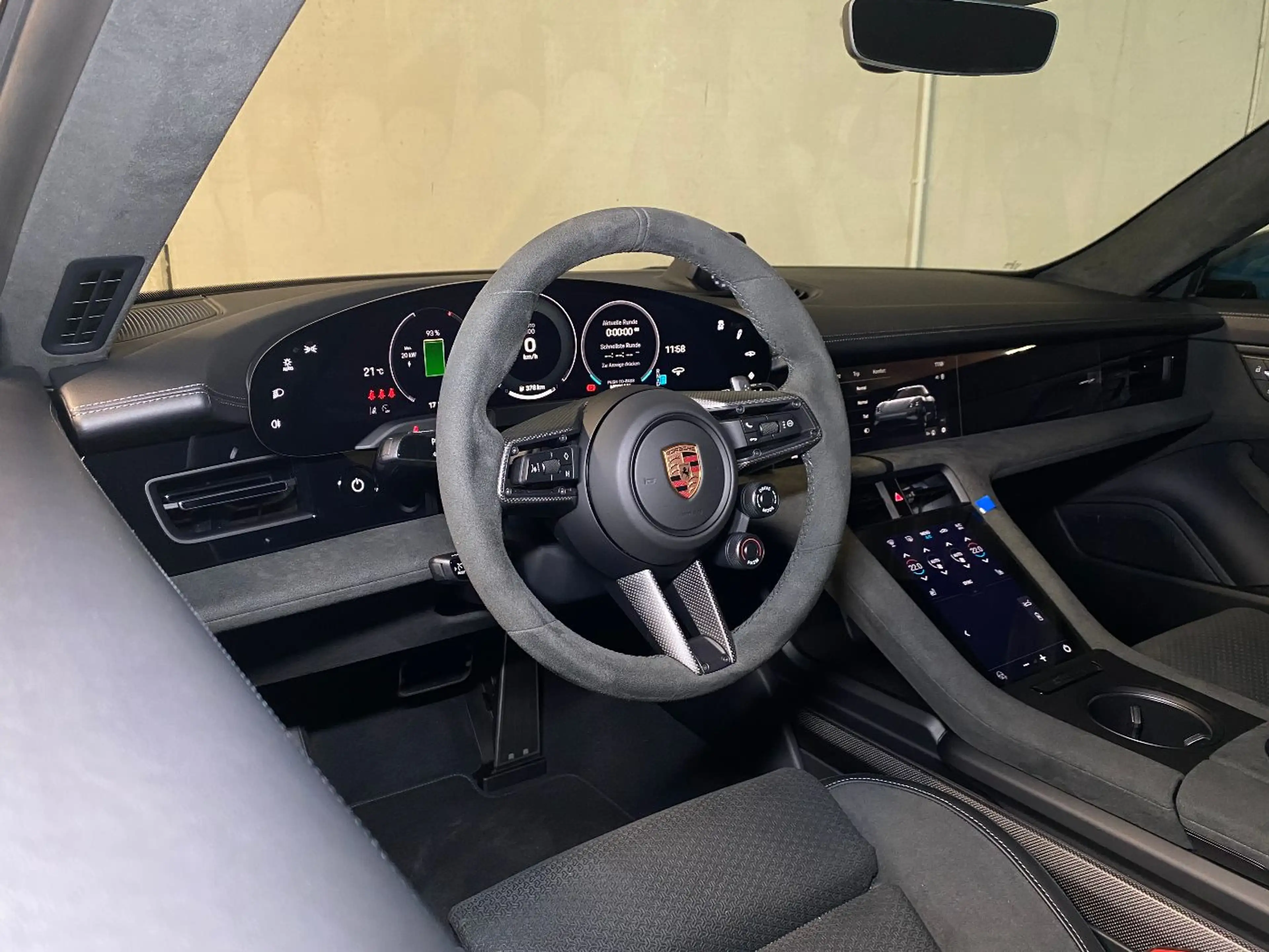 Porsche Taycan GTS Sport Turismo | Hinterachslenkung | — photo 12