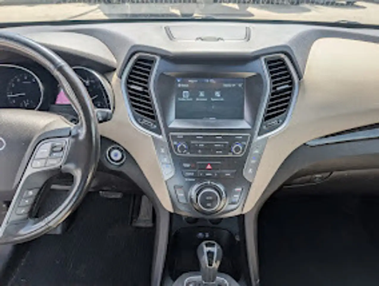 Hyundai SANTA FE снимка Hyundai SANTA FE