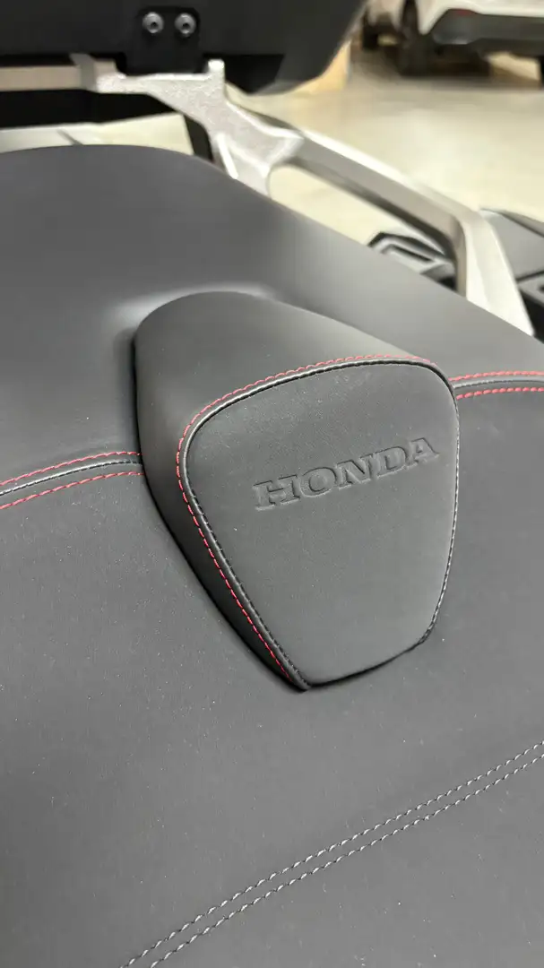 Honda Forza 750 Negro Balistic todos los extras posibles de fabrica Negro - 1