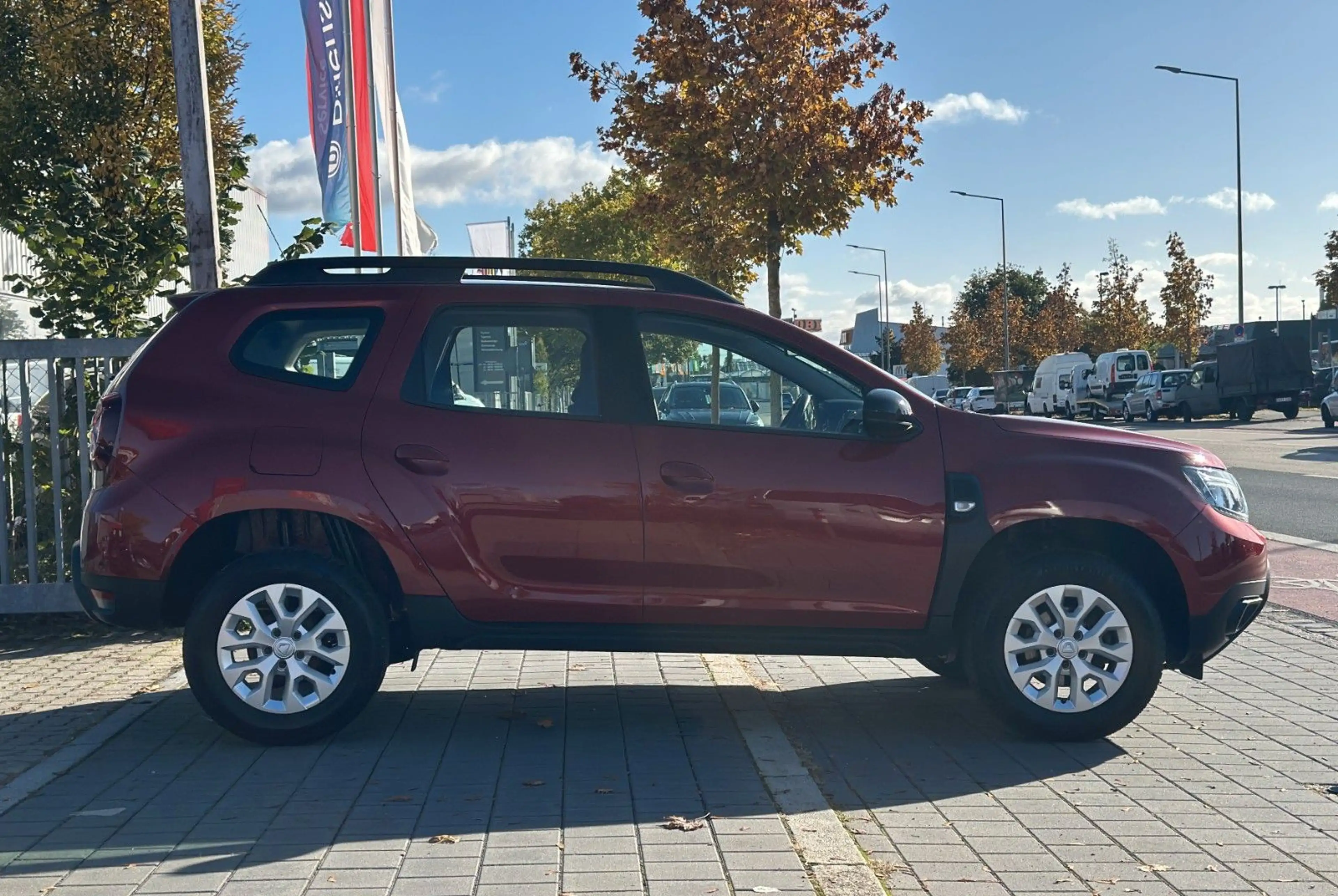 Dacia Duster II Comfort / 1. Hand / 360° Kamera / MwSt — photo 6