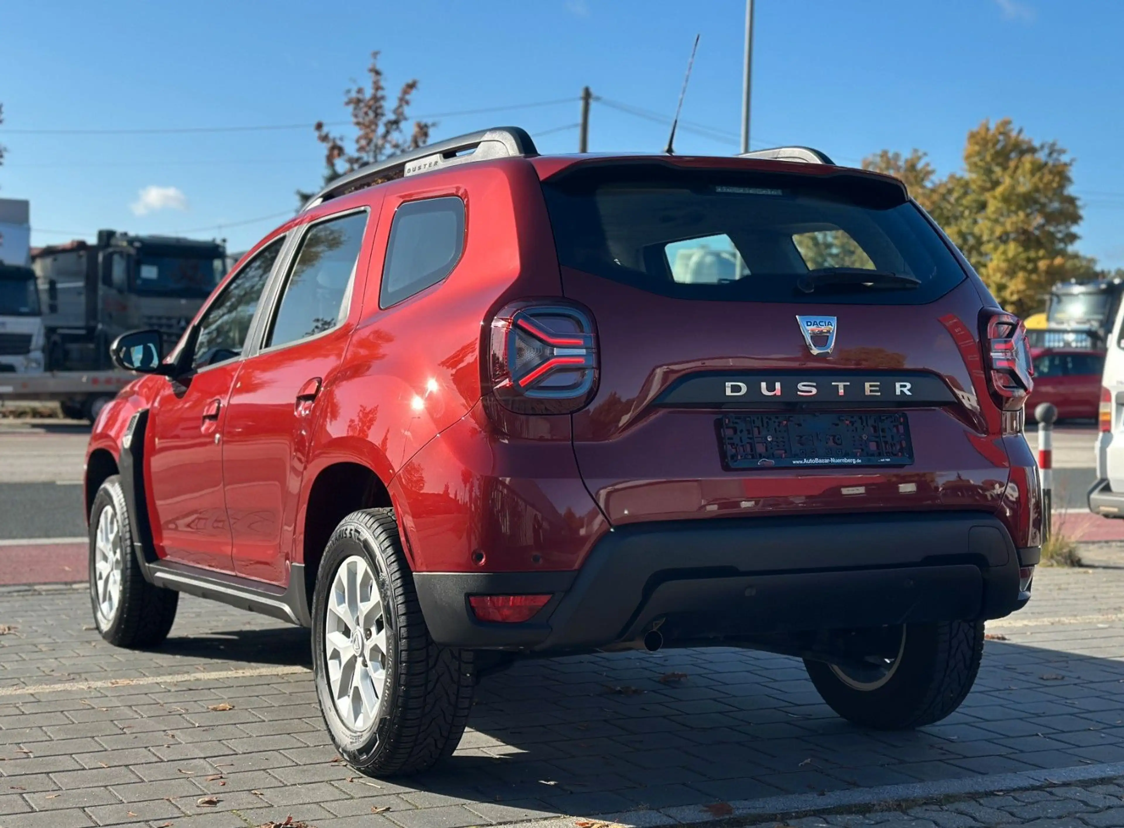 Dacia Duster II Comfort / 1. Hand / 360° Kamera / MwSt — photo 3